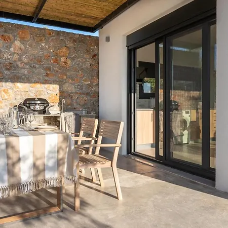 Casatino Villa Kalianeika