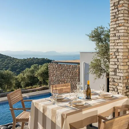 Casatino Villa *