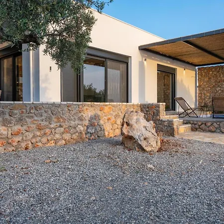 Casatino Villa Kalianeika
