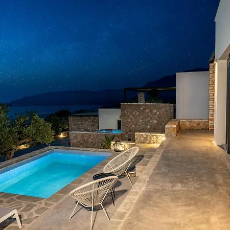 Casatino Villa *