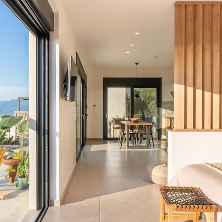 فيلة Casatino Kalianeika