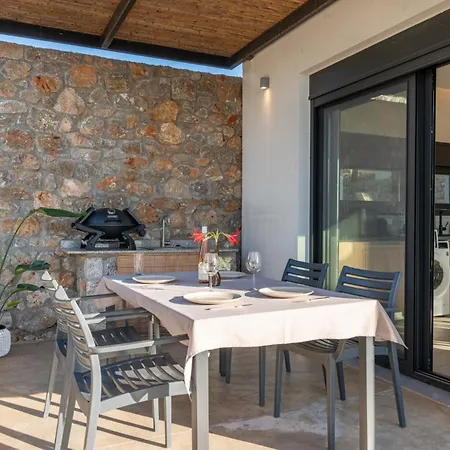 Casatino Villa