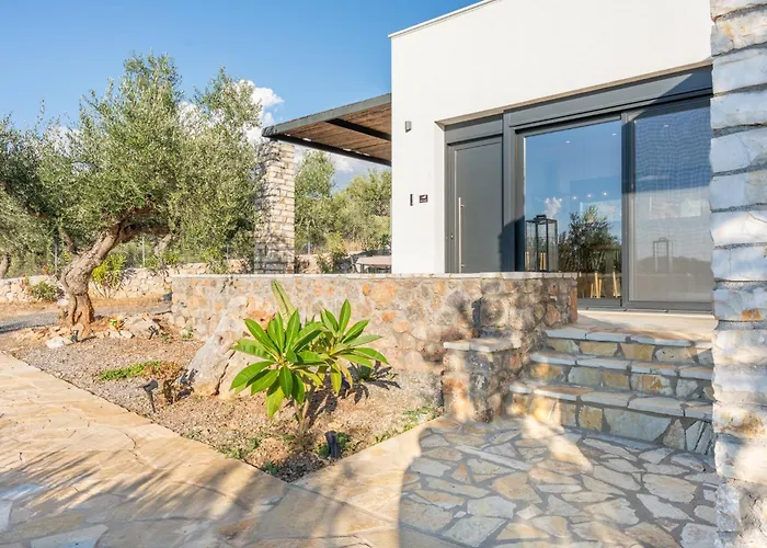 Casatino Villa *